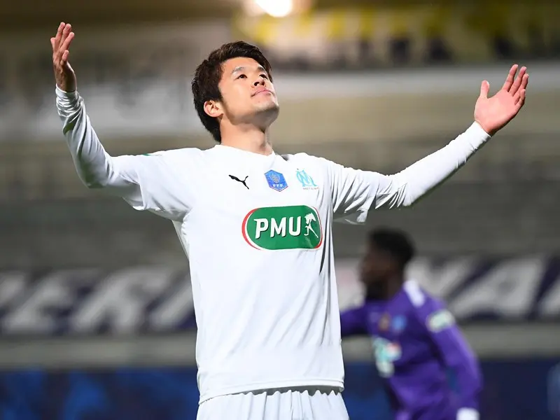 酒井宏樹にサヨナラは似合わない マルセイユ市民が愛した5年間の功績 海外サッカー 集英社のスポーツ総合雑誌 スポルティーバ 公式サイト Web Sportiva 酒井宏樹にサヨナラは似合わない マルセイユ市民が愛した5年間の功績 海外サッカー 集英社のスポーツ総合雑誌 スポルティーバ 公式サイト Web Sportiva