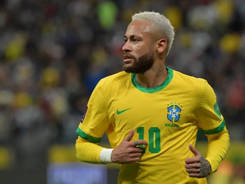 ネイマール中心のセレソンをブラジル人は危惧 圧倒的な強さでカタールｗ杯出場もいったいなぜ 海外サッカー 集英社のスポーツ総合雑誌 スポルティーバ 公式サイト Web Sportiva