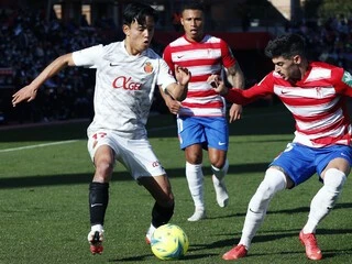 中田英寿を上回る天才に起きた悲劇 リーガに ぶっとんだ自信 で挑んだ 海外サッカー 集英社のスポーツ総合雑誌 スポルティーバ 公式サイト Web Sportiva