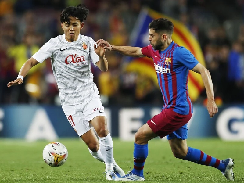 日本サッカーの希望 久保建英の似顔絵が簡単に描ける エンタメ 集英社のスポーツ総合雑誌 スポルティーバ 公式サイト Web Sportiva