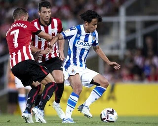 中田英寿を上回る天才に起きた悲劇 リーガに ぶっとんだ自信 で挑んだ 海外サッカー 集英社のスポーツ総合雑誌 スポルティーバ 公式サイト Web Sportiva