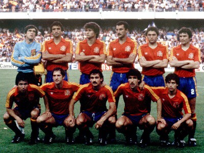 1982年、自国開催Ｗ杯のスペイン代表。西ドイツ、イングランドと戦った２次リーグで敗退した