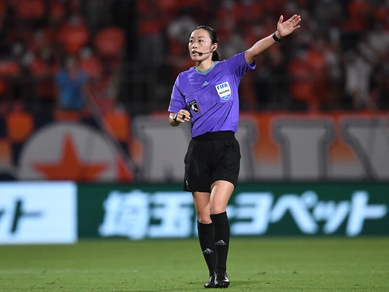 カタールＷ杯はジャッジにも新潮流。最新テクノロジーと、審判に求められる能力｜海外サッカー｜集英社 スポルティーバ 公式サイト web Sportiva