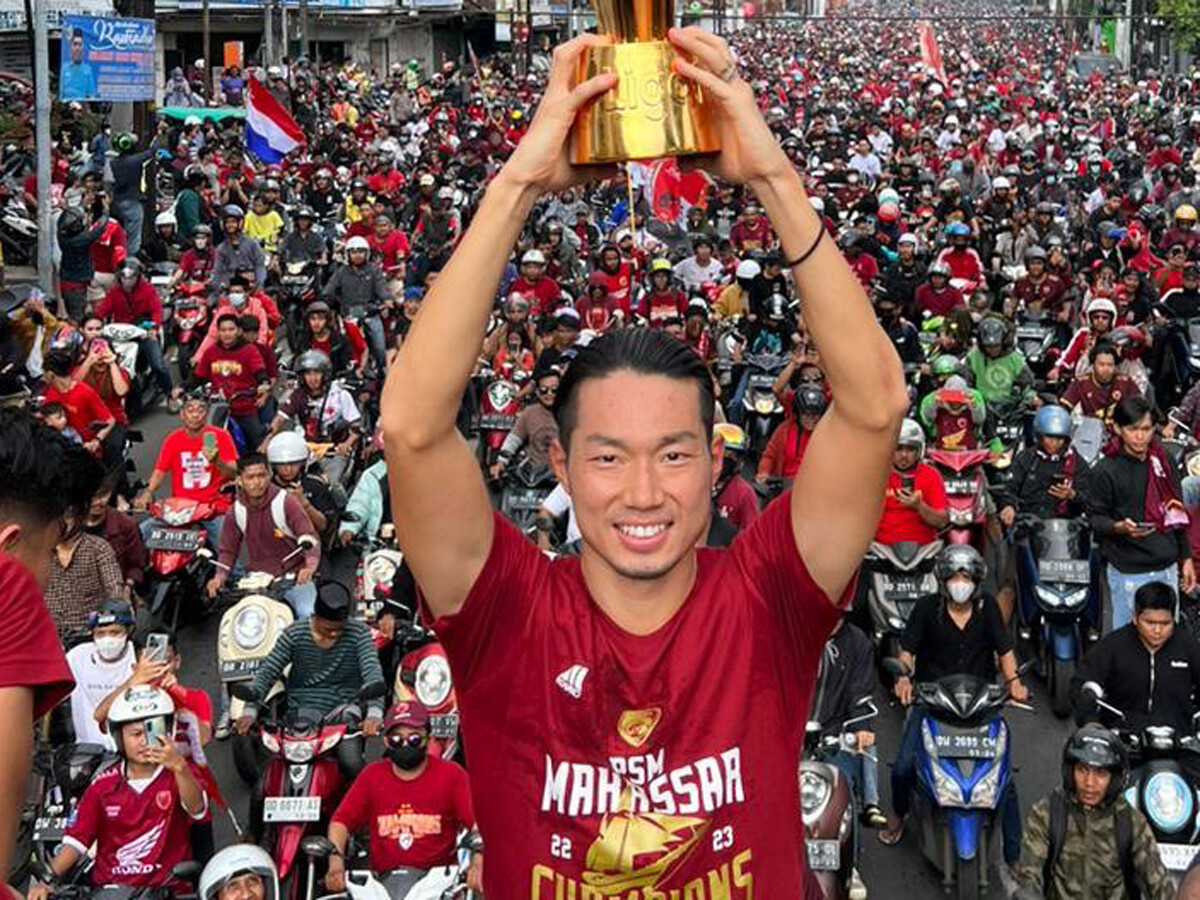 「暴動はいつ起きても不思議ではない」インドネシアのサッカーリーグで活躍 初の優勝を経験した日本人選手の苦労「成功するのは難しい」