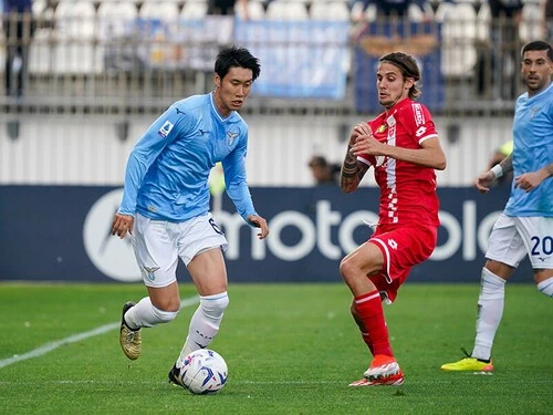 前節モンツァ戦に先発した鎌田大地。試合は２－２の引き分けだった photo by REX／AFLO