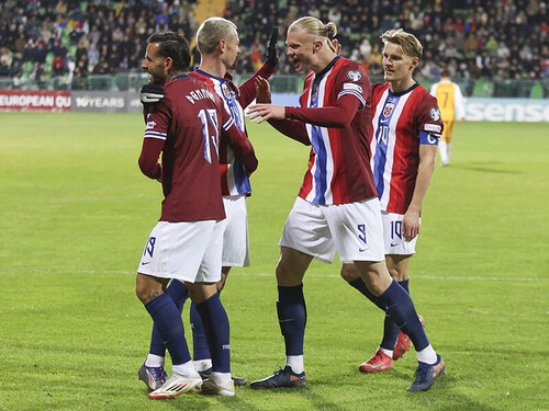 最新のFIFAランキングでは、日本の15位に対して43位のノルウェーだが...... photo by AP／AFLO