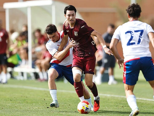 レガネスＢでプレシーズンマッチに先発出場した中井卓大 photo by Mutsu Kawamori／MUTSUFOTOGRAFIA