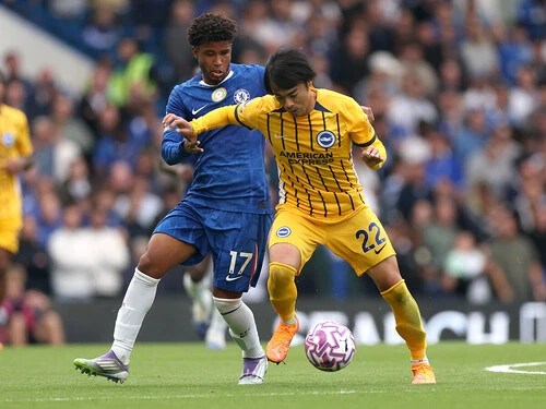 チェルシー戦では後半22分にピッチをあとにした三笘薫（ブライトン） photo by PA Images／AFLO