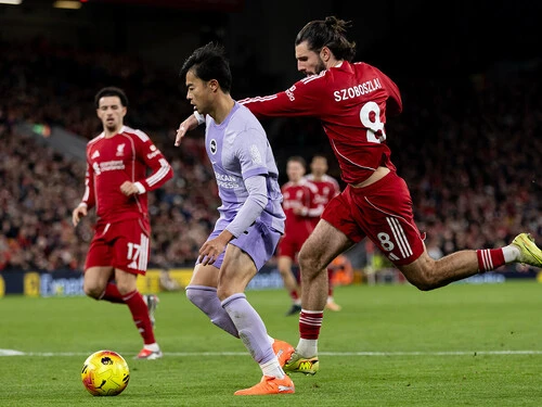 リバプール戦で約２カ月半ぶりにピッチに立った三笘薫（ブライトン） Photo by Gaspafotos/MB Media/Getty Images