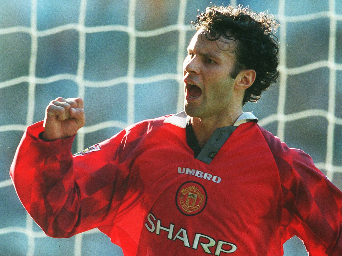 【欧州サッカー】ライアン・ギグスのドリブルが別格な理由　松井大輔は「100パーセントのスプリント」に驚いた