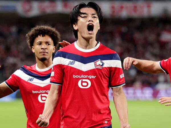 新天地リールで早くも連続ゴールを奪っている上田綺世（中央）photo by Pim Waslander / Soccrates Images / Getty Images