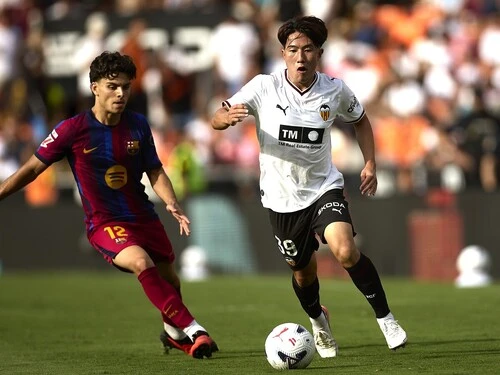ラ・リーガ開幕４試合すべてに出場している佐藤龍之介　photo by Getty Images