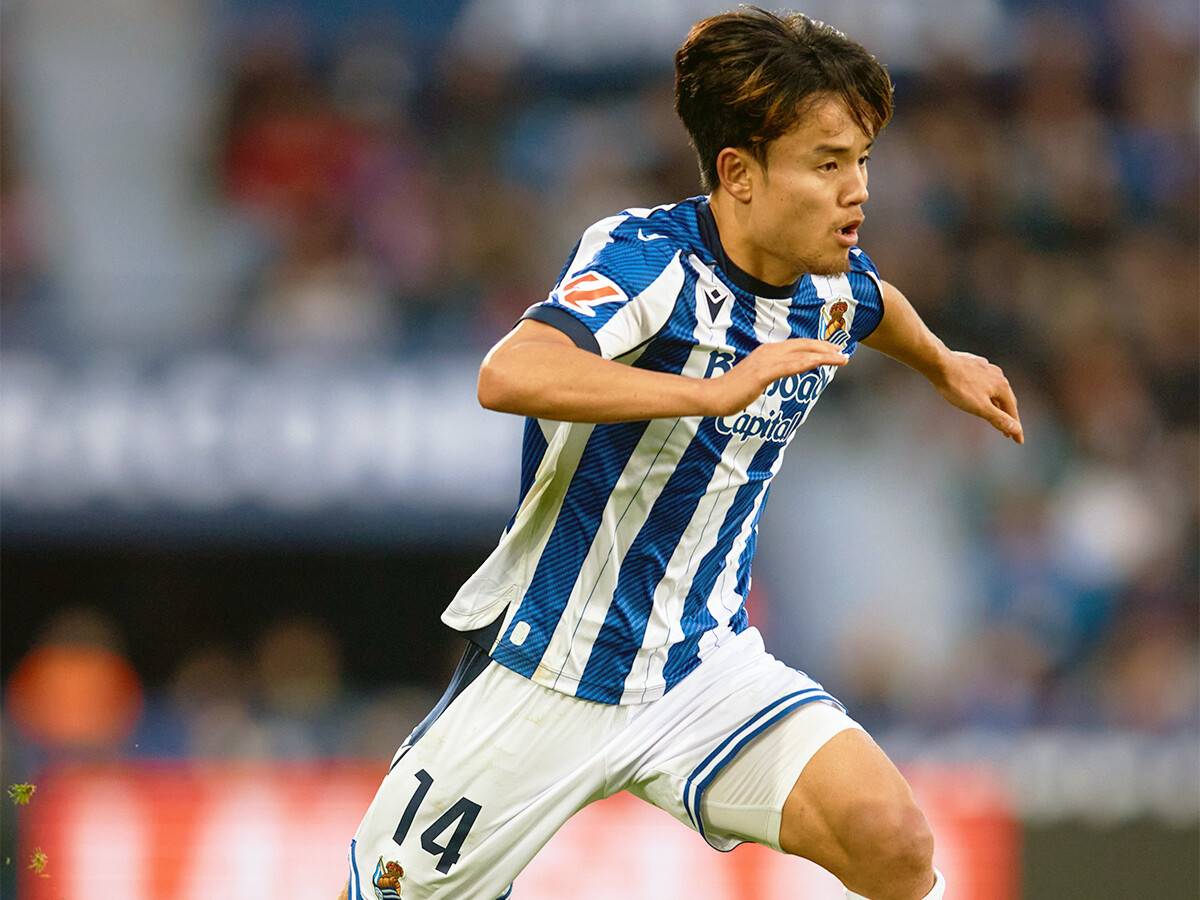 久保建英のドリブルはなぜ止められないのか 松井大輔が指摘する「ボールの置き場所」と「運び方の特徴」