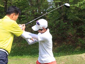 【ゴルフ】韓国代表監督直伝、精度と飛距離を得るためのスイング