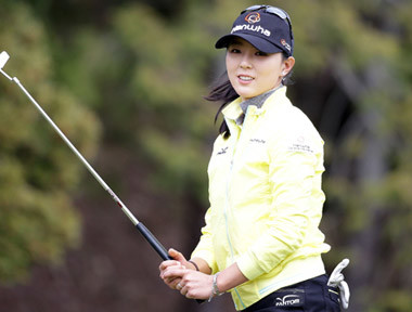 韓国から満を持して上陸する「元祖美女ゴルファー」ユン・チェヨン