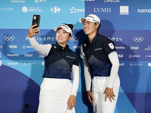パリ五輪に挑む日本代表の山下美夢有（左）と笹生優花（右）　photo by Getty Images