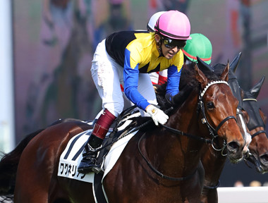 信頼のダービー馬か血統の皐月賞馬か。神戸新聞杯は2頭がガチで勝負