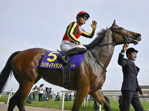 多くのファンに夢を与えた三冠牝馬のリバティアイランド　photo by Kyodo News