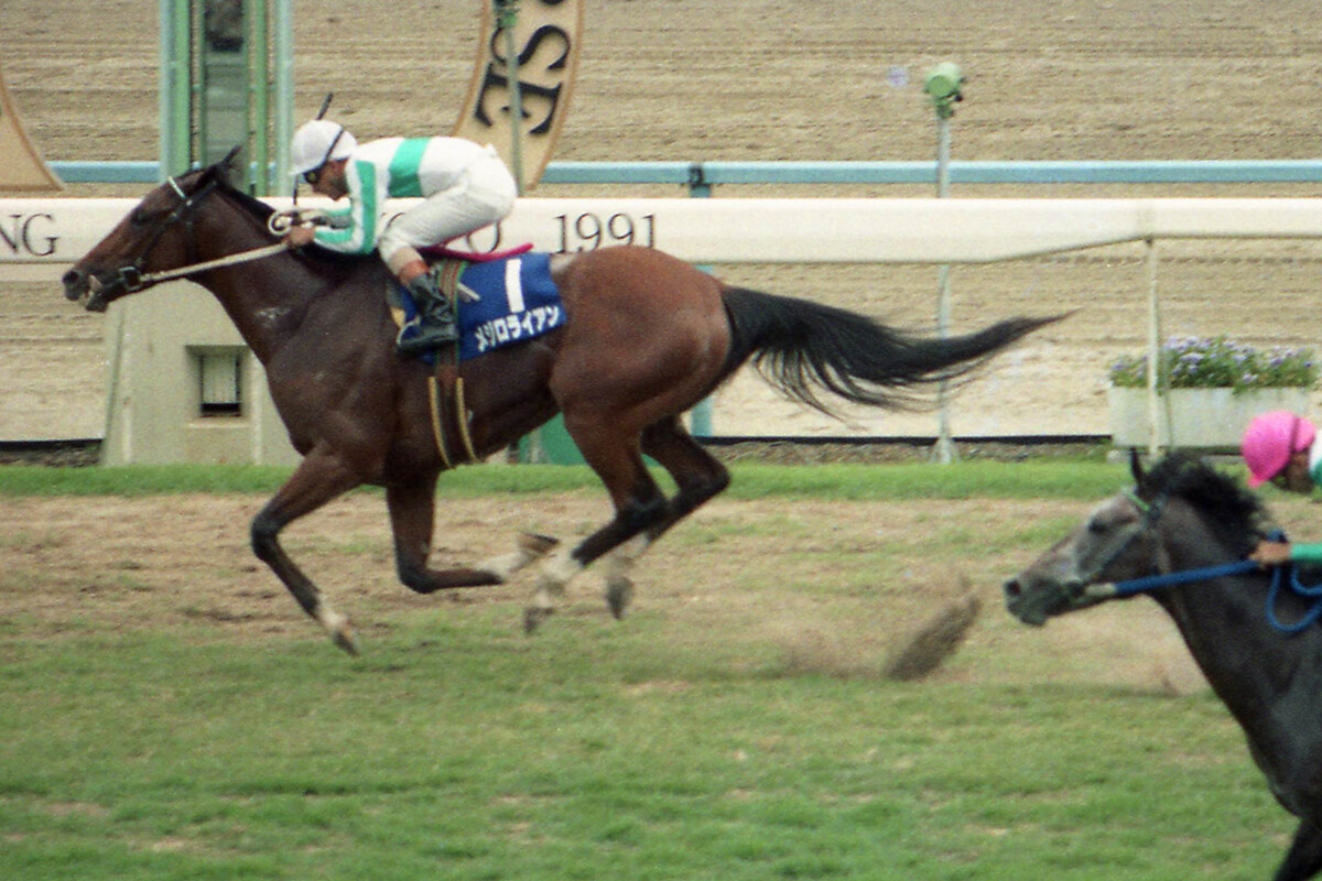 『ウマ娘』でも関係性が強いメジロマックイーンとの激闘　メジロライアンが徹底的な積極策でつかんだ待望の栄冠