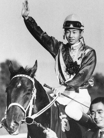 武豊騎手に初のＧⅠタイトルをもたらしたスーパークリークphoto by Kyodo News