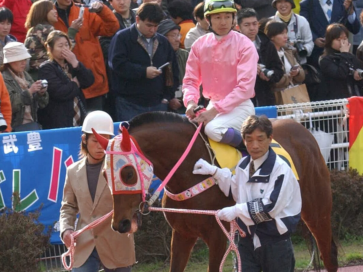 『ウマ娘』でも連戦連敗...　ハルウララは負け続けることによって全国区の人気を誇った世界的にも稀な存在