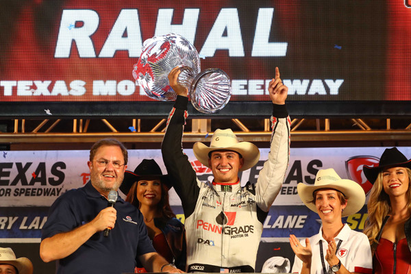 テキサス・モーター・スピードウェイで今季初優勝を飾ったグレアム・レイホール