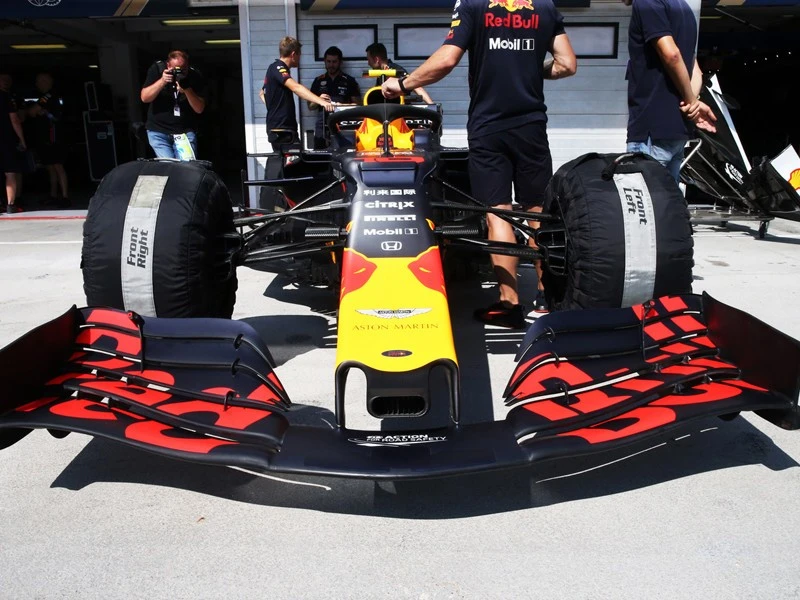 F1後半戦展望 スペック４投入でレッドブル ホンダが主役に躍り出る モーター 集英社のスポーツ総合雑誌 スポルティーバ 公式サイト Web Sportiva