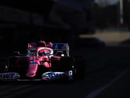 ピンクのメルセデスと言われているレーシングポイントの新マシン