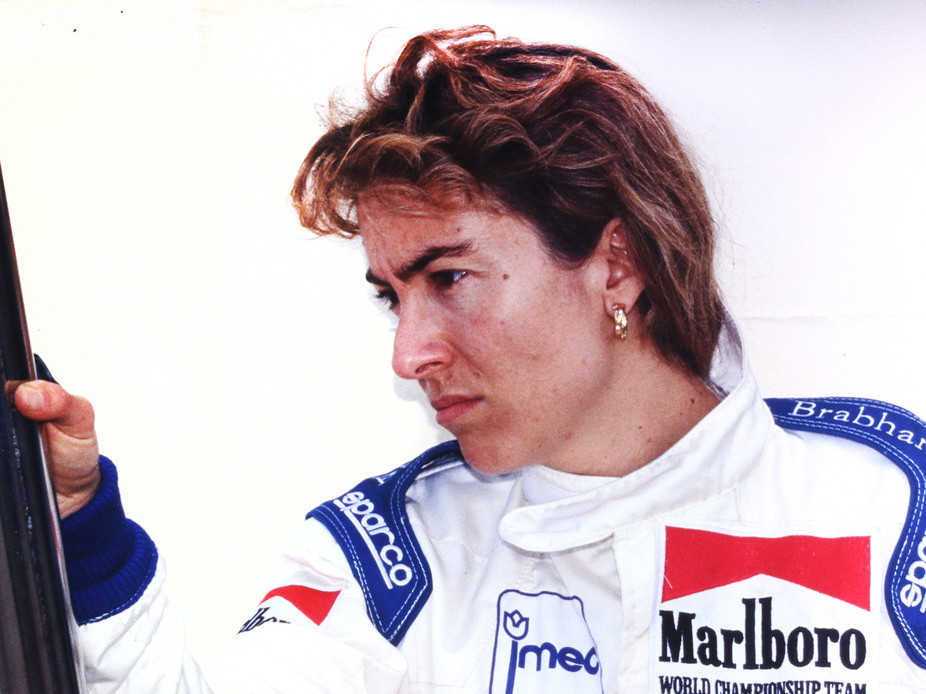 母は女優。1992年F1で走った美貌の女性ドライバーの劇的な人生