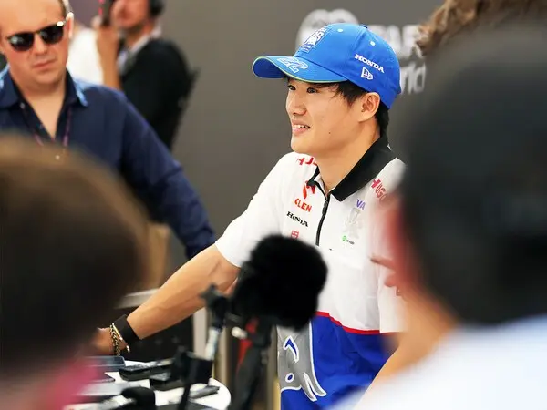 角田裕毅への注目度は最終戦でピークに達している　photo by BOOZY