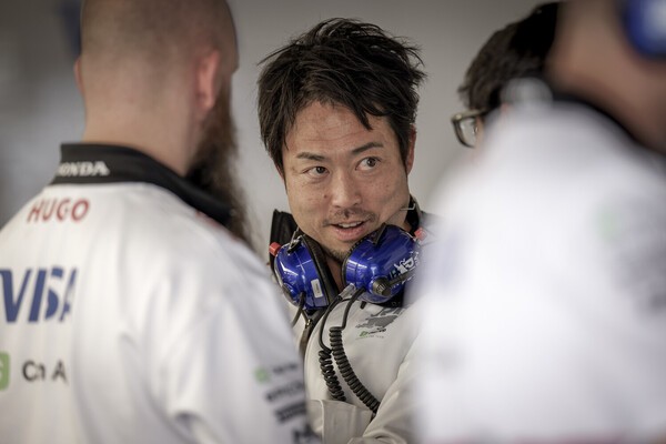 レッドブルグループとホンダのパートナーシップも今季限りで有終の美を飾りたいところ。写真は、ホンダF1の現場責任者を務める折原伸太郎氏　撮影／熱田護