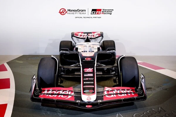 【値引き】TOYOTA F1 サラリーマンによる「日本式F1」に限界あり？ ホンダ、トヨタが目指す