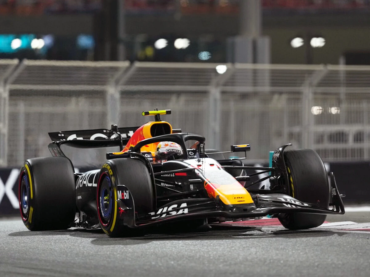 角田裕毅の８カ月はピーキーなマシンと戦う日々だったphoto by BOOZY