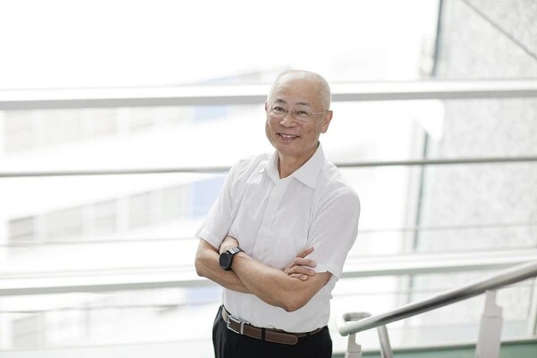 自動車メーカーの