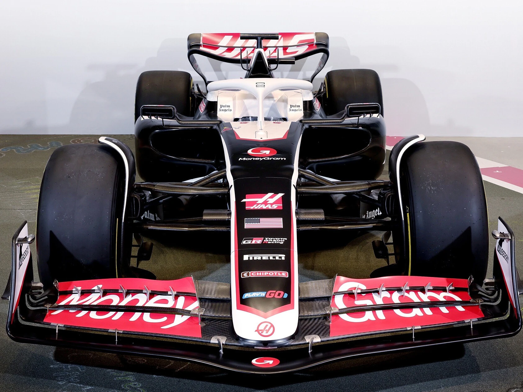 サラリーマンによる「日本式F1」に限界あり？　ホンダ、トヨタが目指す人材育成は「ひと筋縄にはいかない」浅木泰昭が指摘