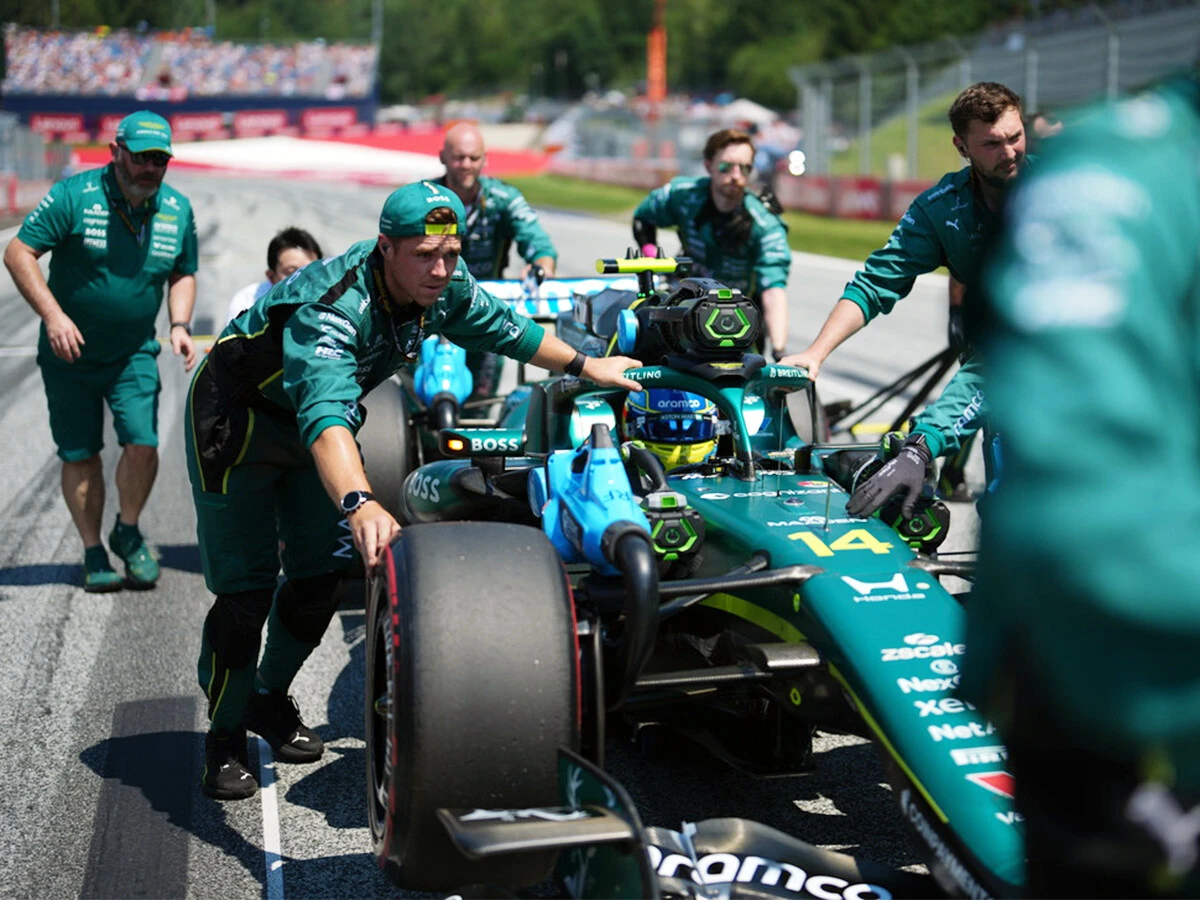 オーストリアGP予選は厳しい結果に終わったアストンマーティン・ホンダ　photo by BOOZY