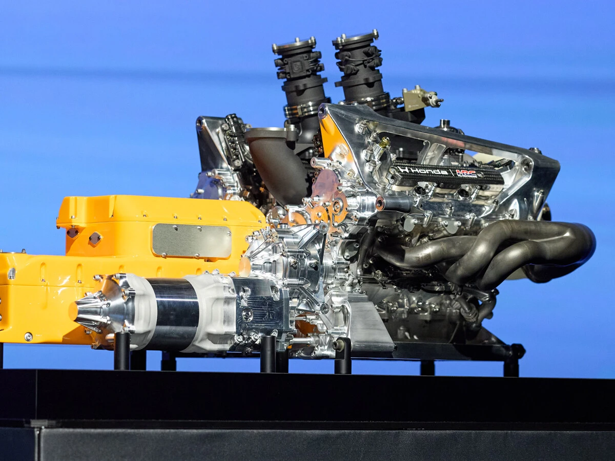 F1エンジン圧縮比問題は「シロに近いグレー」と浅木泰昭「ホンダは敵の動きやたくらみを読まないといけない」