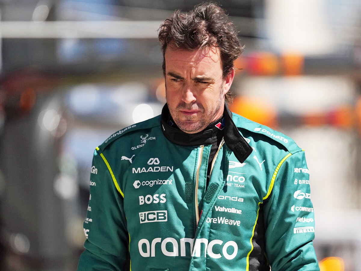 【F1】アロンソの心はすでに折れていた　「すまない」と告げ、返答を待たずにピットへ戻ってきた