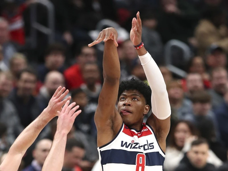 八村塁、NBA2年目のサバイバル。電撃加入したスーパースターと ...