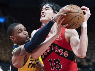 田臥勇太がバスケを語る やればやるほど難しく それが楽しい バスケットボール 集英社のスポーツ総合雑誌 スポルティーバ 公式サイト Web Sportiva