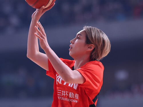 宮崎はパリ五輪のコートで、持ち味を発揮して世界をかき回すつもりだ