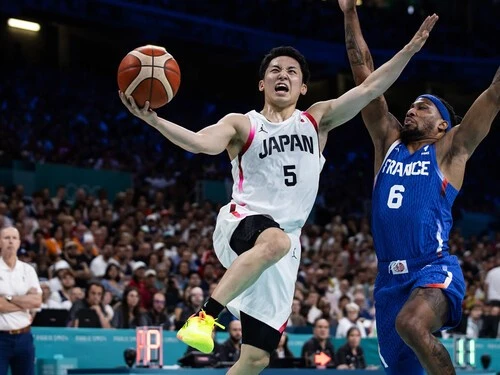 フランス戦で世界を魅了した河村勇輝 photo by FIBA