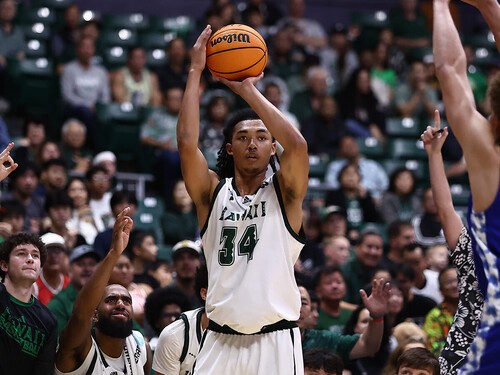 ジェイコブスはハワイ大２年目のシーズンの今季、さらなる成長を見せている　photo by University of Hawaii Athletics