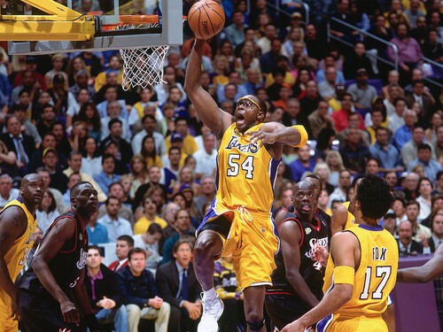 2001年にはレイカーズで自身４度目の優勝を経験　photo by Getty Images