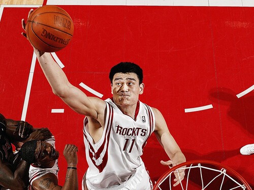 ヤオ・ミンの存在は、現在のNBAの潮流に大きな影響を与えた photo by Getty Images