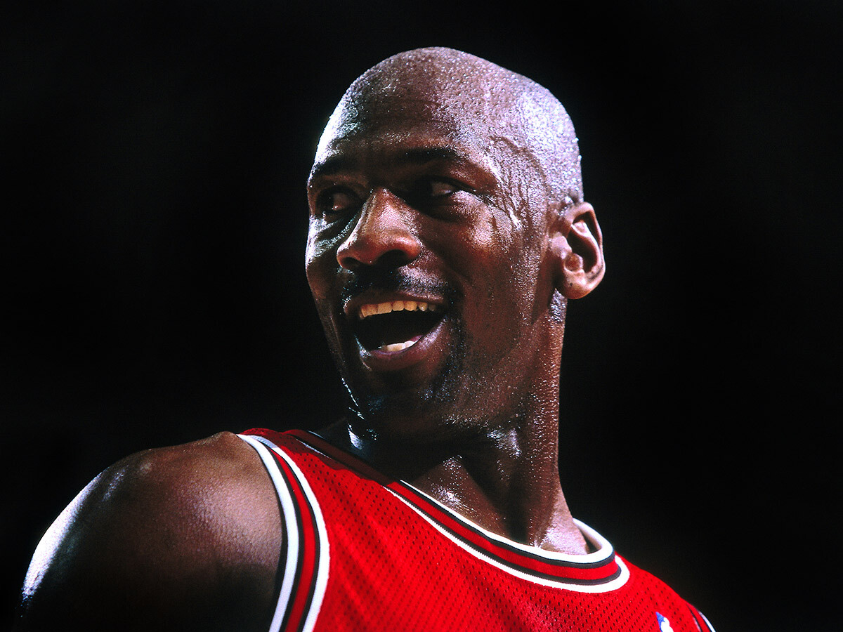 NBA伝説の名選手：マイケル・ジョーダン 不世出の世界的アスリートへ昇華した勝者の流儀〜幼少期からNBA初王座まで〜
