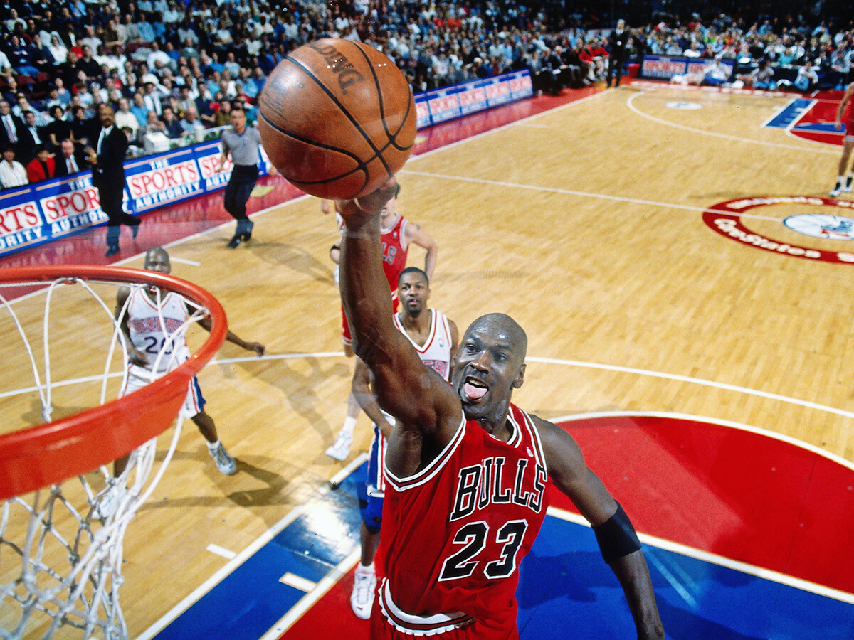 NBA伝説の名選手：マイケル・ジョーダン 不世出のアスリートの引退と復帰〜２度の３連覇、オーナーとしての挑戦〜