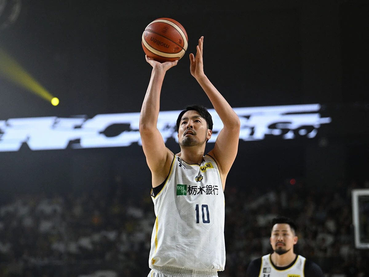 貴重なビッグマンとして役割を果たし続ける竹内公輔　photo by B.LEAGUE