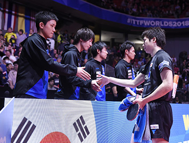 ライバル選手がチームを組む難しさ。世界卓球で見えた日本男子の課題