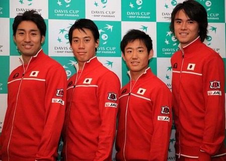デビスカップ日本チーム。左から内山靖崇、錦織圭、西岡良仁、ダニエル太郎